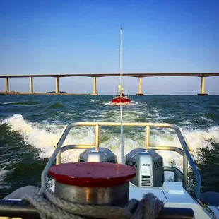 Capt Joey towing into Antioch Marina.