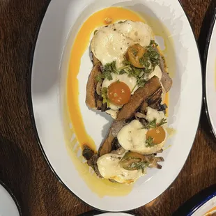 Smoked Mozzarella and Mushroom Tartine