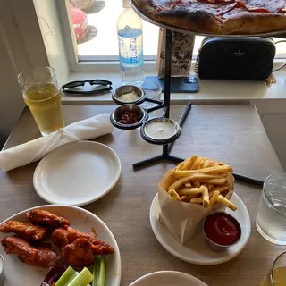 Catalina Buffalo Chicken Wings