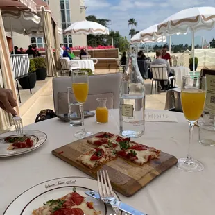 Tomato and mozarella pizza