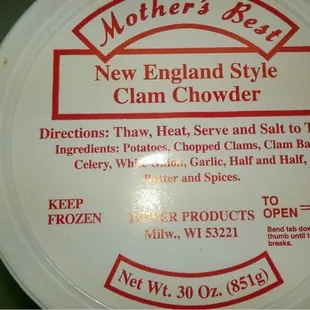 Last time I was there I saw the empty clam chowder shelf, today it was full. I had to try some.