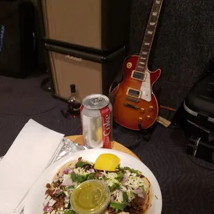 Tres tacos...yummmm!