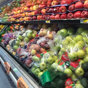 Produce looks like everything to make your favorite Mexican food dishes.