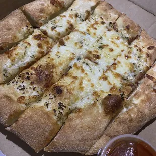 Cheesy garlic bread