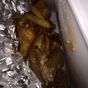 Spoiled wings, and tuna melt. GROSS!!!