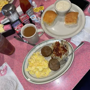 Egg Any Style &amp; biscuits &amp; gravy