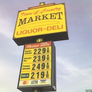 gasolina and sandwiches.