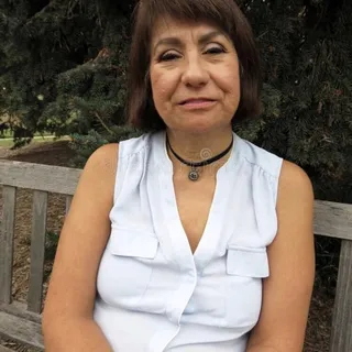 Amanda V.