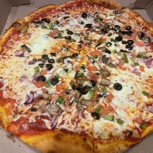 Traditional Vegetarian Pizza