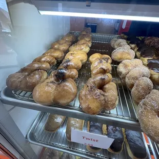 food, donuts, dough desserts