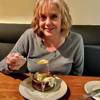 Lori H.