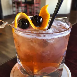 Town Tavern&apos;s &quot;Rusty Fall&quot; Bourbon drink.