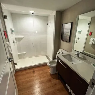 I love it when the shower controls are near the door and opposite of the shower head!