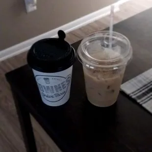 Queen of the Prairie, hot and iced drinks