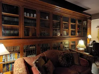 Stone Lion Inn