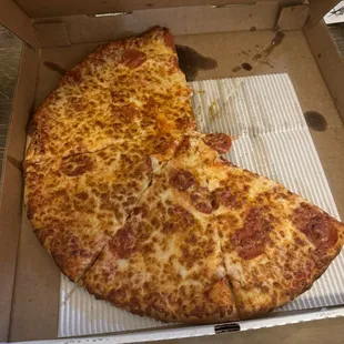 Large extra cheese and pepperoni pizza