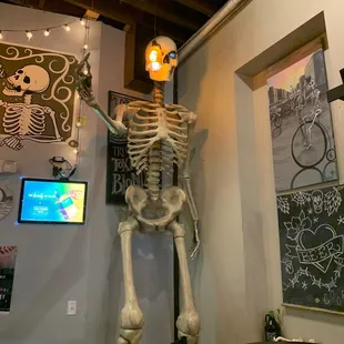 Fun skeleton