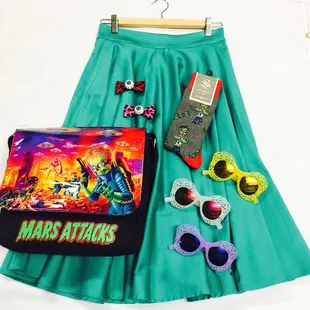Sweet Sunday shopping!  Open til 5pm in Historic Downtown Glendale