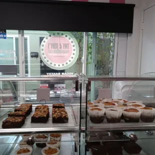 TOY &amp; JUDY&apos;S PICK UP KITCHEN..
Download Our App on GooglePlay
and ORDER AHEAD!