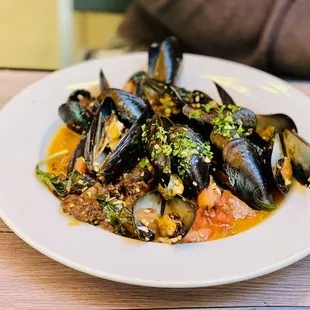 Sautéed mussels with chorizo