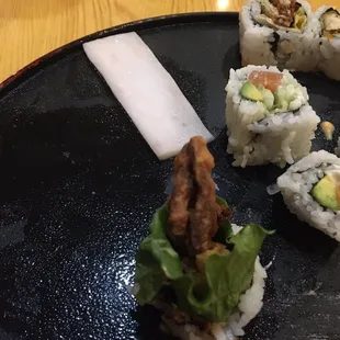 87. Sashimi Regular 107. Dragon Roll (8 PC