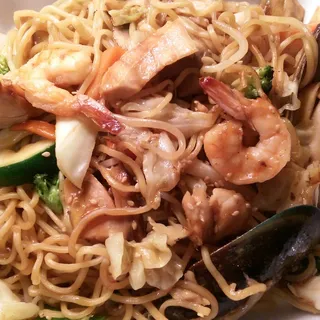 Seafood Yakisoba