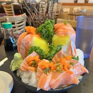 3. Salmon Sashimi 8pc