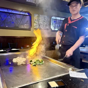 sushi and sashimi, interior