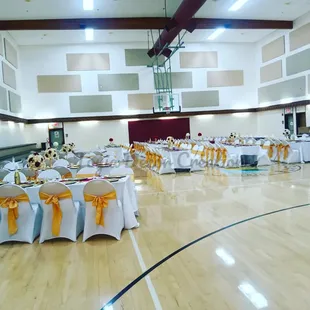 Table linens and backdrops available