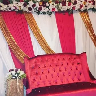 Primary Wedding Backdrop &amp; florals available