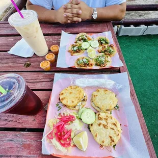 6 Mini Taco Plate 3 Gorditas Combo