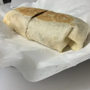 Burrito asado yummy.