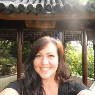 Dana S.