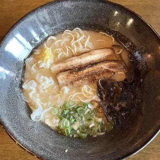 R2. Classic Tonkotsu