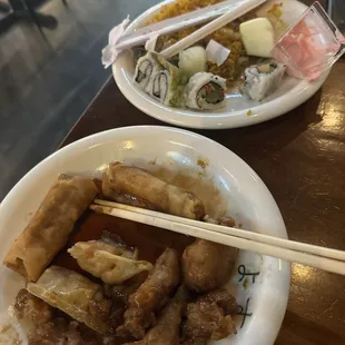 Food that tastes old and oily.