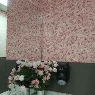 sushi and sashimi, interior