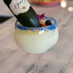 drink, dessert