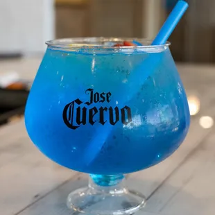 drink, dessert