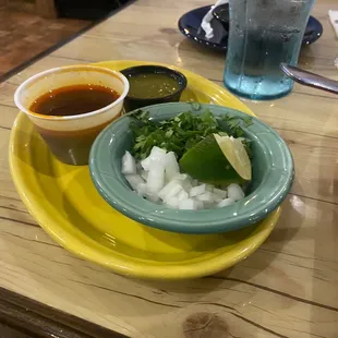 Quesabrirria Tacos toppings
