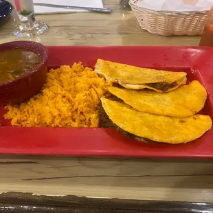 Quesabrirria Tacos with bean soup