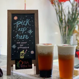 (Left) Winter melon fresh tea with boba and salted cream foam.  (Right) Winter melon with salted cream foam.