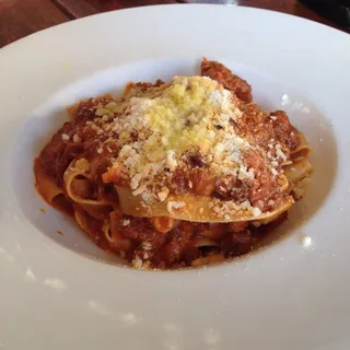 Fettuccine Bolognese*