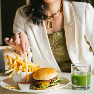 TRACE Market lunch, burger, fries, fresh pressed juice, veggie burger