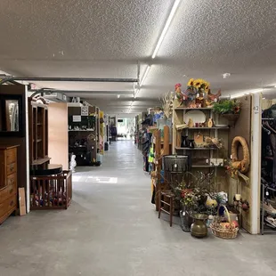 Trackside Treasures Antiques