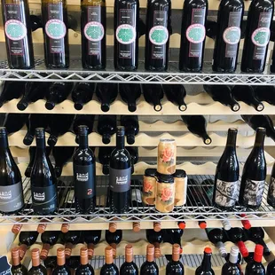 A fantastic selection of Arizona wines!