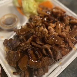 Combo beef &amp; chicken teriyaki plate