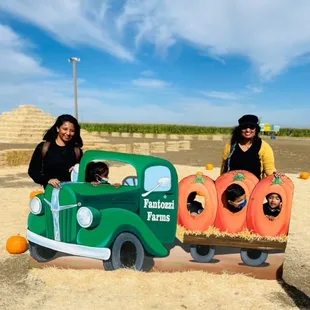Pumpkin Patch Time with Miss Anhelica and Miss Naga