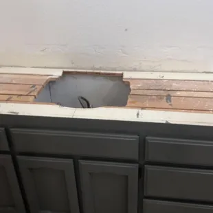 Vantiy remodel with cultured stone top. Call 559-755-4444 TradeKings Constructionfresno for all home remodel needs