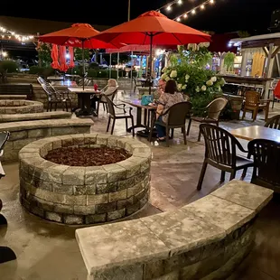 Trader Jack's Riverside Grille patio