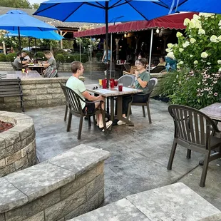 Trader Jack's Riverside Grille